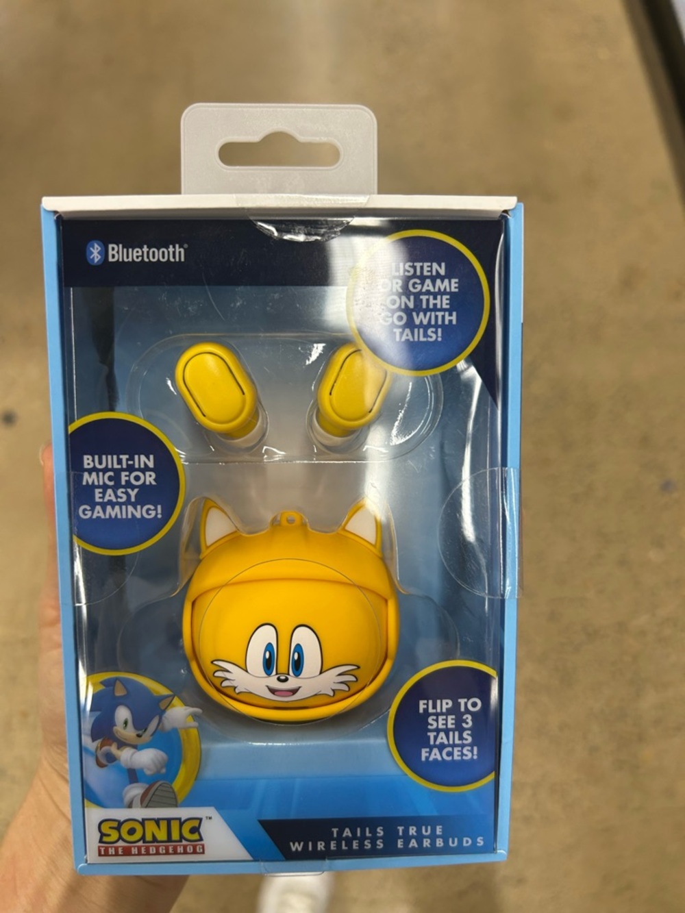 NWT Sonic Tails True Wireless Earbuds